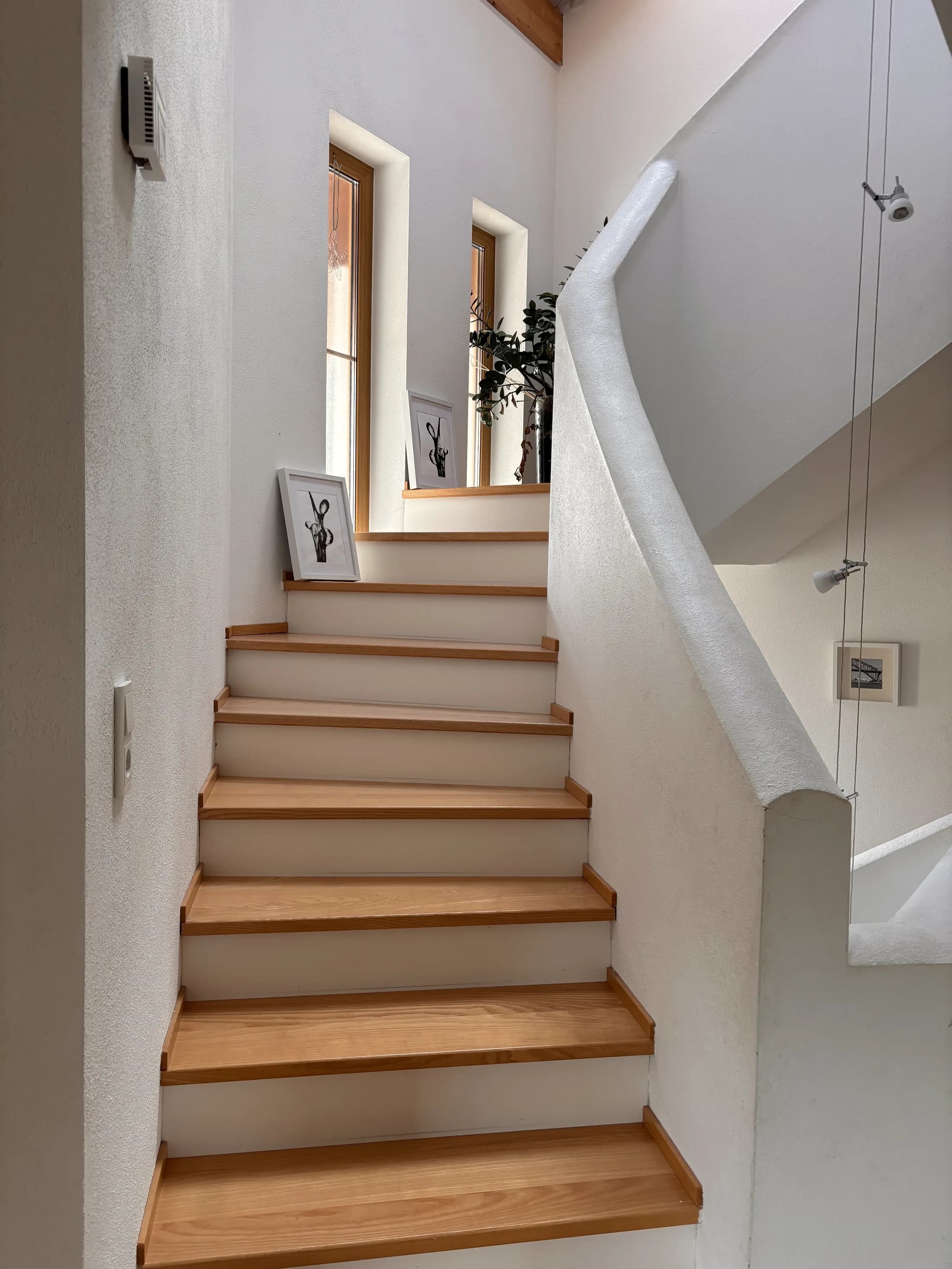 Treppenhaus über mehrere Wohnebenen